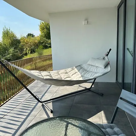 アパート Chices In Zentraler Lage Mit Grossem Balkon *