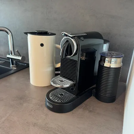 Chices In Zentraler Lage Mit Grossem Balkon アッテンドルン