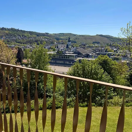 アパート Chices In Zentraler Lage Mit Grossem Balkon *